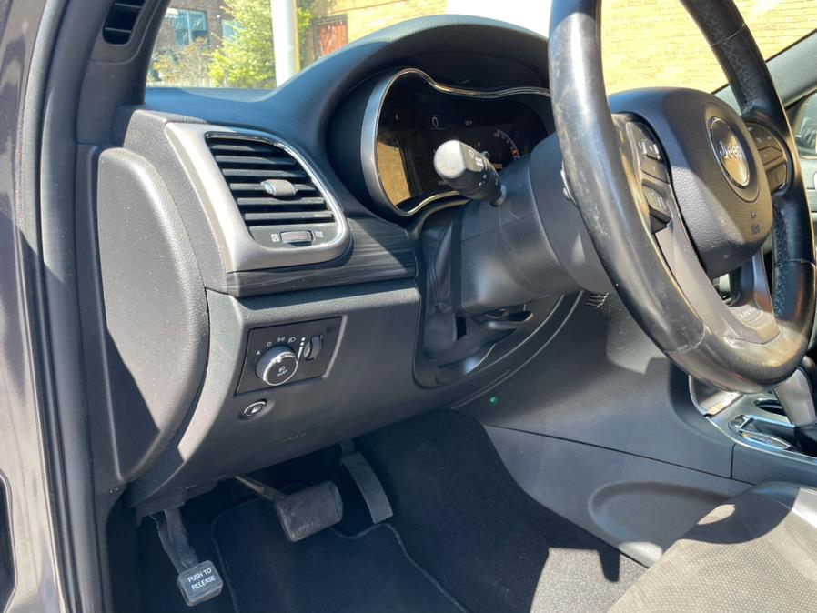 2020 Jeep Grand Cherokee Altitude 4x4, available for sale in Brooklyn, New York | Worlds Best Auto Inc. Brooklyn, New York 2020 Jeep Grand Cherokee Altitude 4x4, available for sale in Brooklyn, New York | Worlds Best Auto Inc. Brooklyn, New York