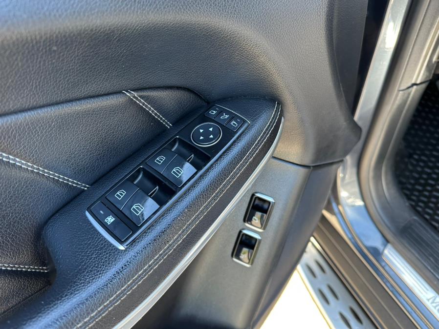 2013 Mercedes-Benz GL-Class 4MATIC 4dr GL 450, available for sale in South Windsor, Connecticut | Mike And Tony Auto Sales, Inc. South Windsor, Connecticut 2013 Mercedes-Benz GL-Class 4MATIC 4dr GL 450, available for sale in South Windsor, Connecticut | Mike And Tony Auto Sales, Inc. South Windsor, Connecticut