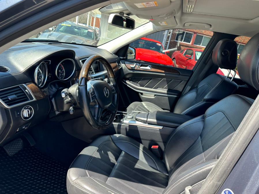 2013 Mercedes-Benz GL-Class 4MATIC 4dr GL 450, available for sale in South Windsor, Connecticut | Mike And Tony Auto Sales, Inc. South Windsor, Connecticut 2013 Mercedes-Benz GL-Class 4MATIC 4dr GL 450, available for sale in South Windsor, Connecticut | Mike And Tony Auto Sales, Inc. South Windsor, Connecticut