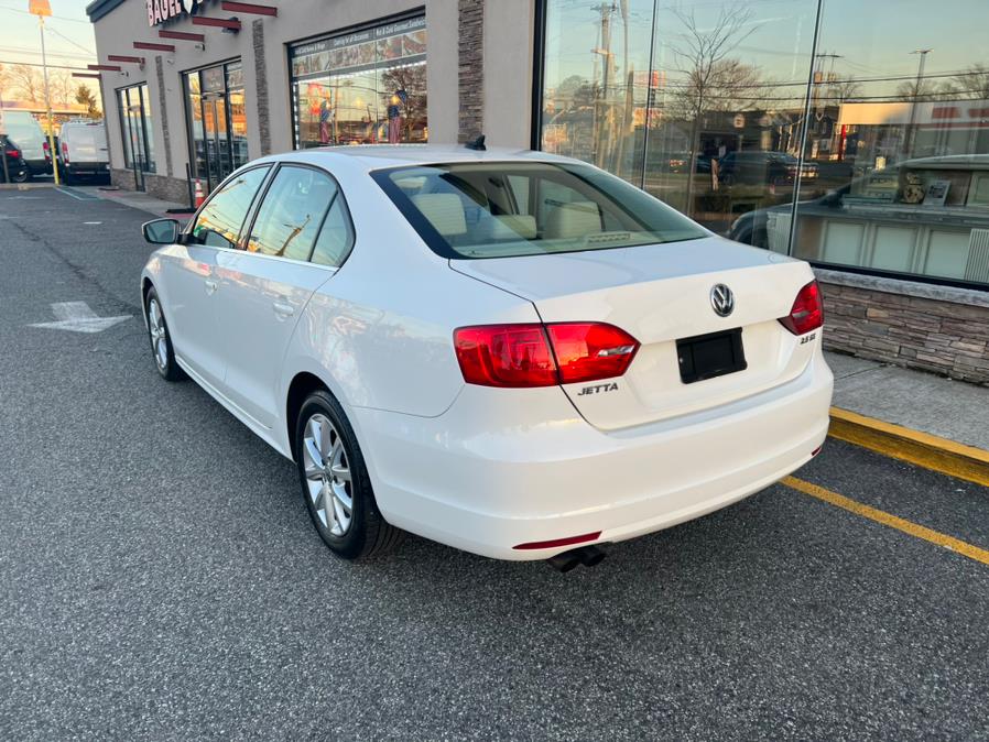 2013 Volkswagen Jetta Sedan 4dr Auto SE PZEV, available for sale in Little Ferry, New Jersey | Easy Credit of Jersey. Little Ferry, New Jersey