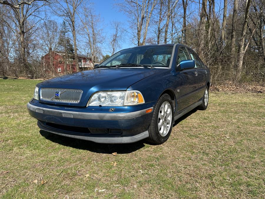 2000 Volvo S40 photo