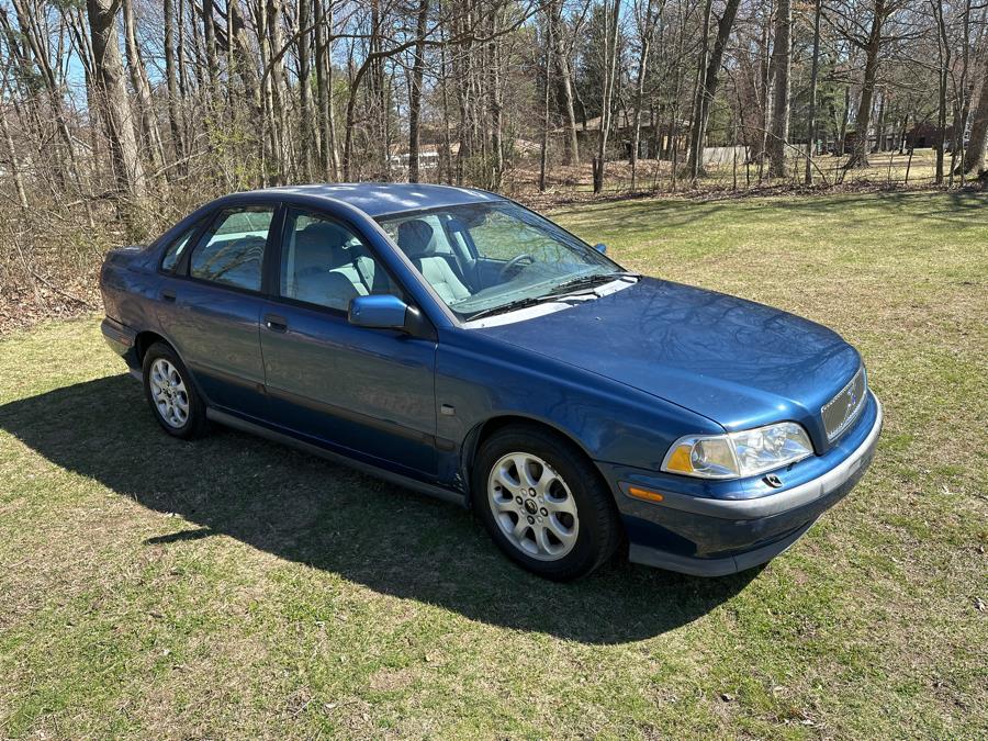 2000 Volvo S40 A 4dr Sdn, available for sale in Plainville, Connecticut | Choice Group LLC Choice Motor Car. Plainville, Connecticut