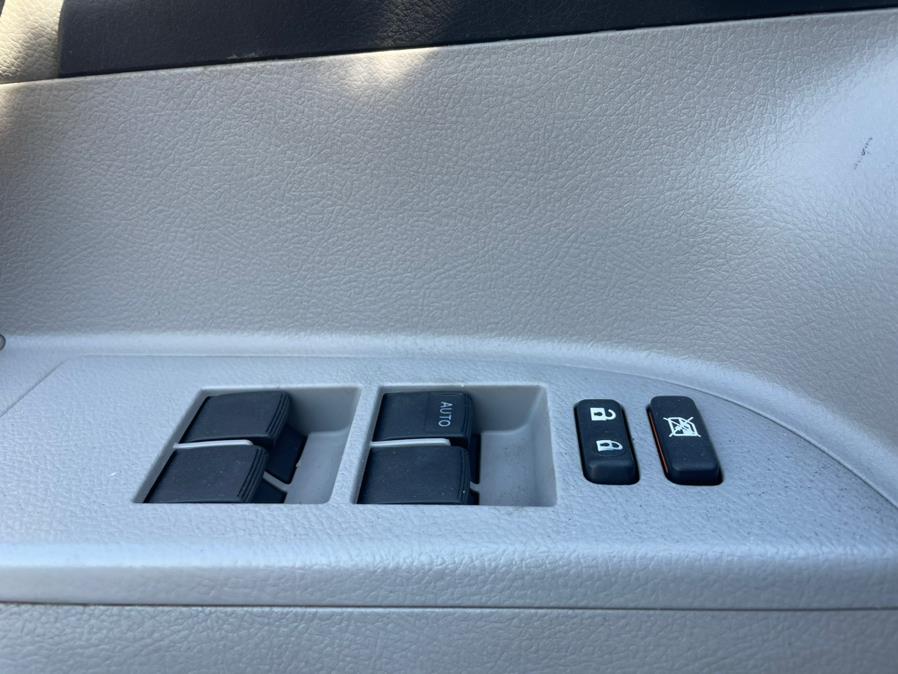 2009 Toyota Highlander Hybrid CLEAN CARFAX. Low Miles!!!, available for sale in Elmont, New York | Sunrise of Elmont. Elmont, New York 2009 Toyota Highlander Hybrid CLEAN CARFAX. Low Miles!!!, available for sale in Elmont, New York | Sunrise of Elmont. Elmont, New York