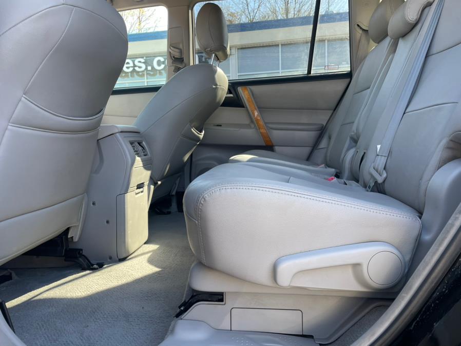 2009 Toyota Highlander Hybrid CLEAN CARFAX. Low Miles!!!, available for sale in Elmont, New York | Sunrise of Elmont. Elmont, New York 2009 Toyota Highlander Hybrid CLEAN CARFAX. Low Miles!!!, available for sale in Elmont, New York | Sunrise of Elmont. Elmont, New York