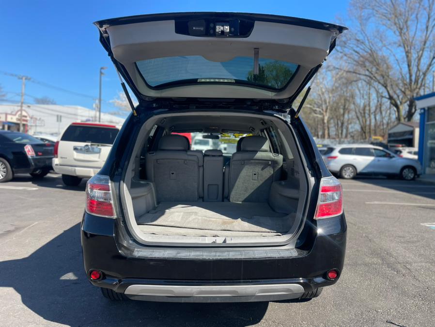 2009 Toyota Highlander Hybrid CLEAN CARFAX. Low Miles!!!, available for sale in Elmont, New York | Sunrise of Elmont. Elmont, New York 2009 Toyota Highlander Hybrid CLEAN CARFAX. Low Miles!!!, available for sale in Elmont, New York | Sunrise of Elmont. Elmont, New York