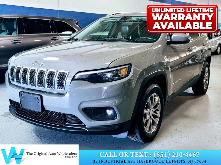2019 Jeep Cherokee Latitude Plus 4x4, available for sale in Hasbrouck Heights, New Jersey | AW Auto & Truck Wholesalers, Inc. Hasbrouck Heights, New Jersey 2019 Jeep Cherokee Latitude Plus 4x4, available for sale in Hasbrouck Heights, New Jersey | AW Auto & Truck Wholesalers, Inc. Hasbrouck Heights, New Jersey