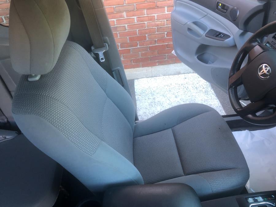 2012 Toyota Tacoma w/PLOW 4WD Access Cab V6 AT, available for sale in Waterbury, Connecticut | National Auto Brokers, Inc.. Waterbury, Connecticut 2012 Toyota Tacoma w/PLOW 4WD Access Cab V6 AT, available for sale in Waterbury, Connecticut | National Auto Brokers, Inc.. Waterbury, Connecticut