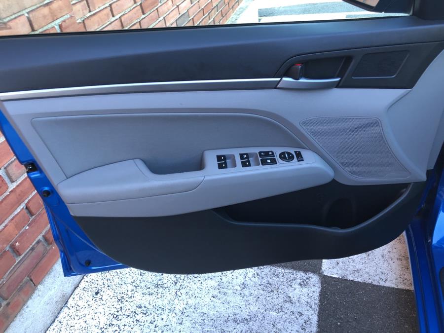 2017 Hyundai Elantra SE 2.0L Auto PZEV *Ltd, available for sale in Waterbury, Connecticut | National Auto Brokers, Inc.. Waterbury, Connecticut 2017 Hyundai Elantra SE 2.0L Auto PZEV *Ltd, available for sale in Waterbury, Connecticut | National Auto Brokers, Inc.. Waterbury, Connecticut