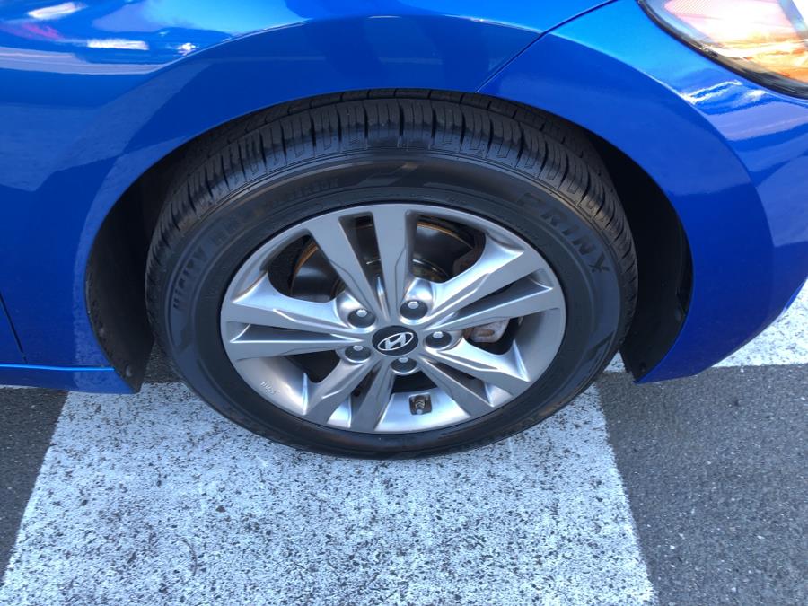 2017 Hyundai Elantra SE 2.0L Auto PZEV *Ltd, available for sale in Waterbury, Connecticut | National Auto Brokers, Inc.. Waterbury, Connecticut 2017 Hyundai Elantra SE 2.0L Auto PZEV *Ltd, available for sale in Waterbury, Connecticut | National Auto Brokers, Inc.. Waterbury, Connecticut