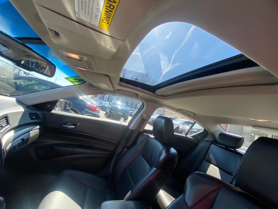 2013 Acura ILX 4dr Sdn 2.0L Premium Pkg, available for sale in Hartford, Connecticut | VEB Auto Sales. Hartford, Connecticut 2013 Acura ILX 4dr Sdn 2.0L Premium Pkg, available for sale in Hartford, Connecticut | VEB Auto Sales. Hartford, Connecticut