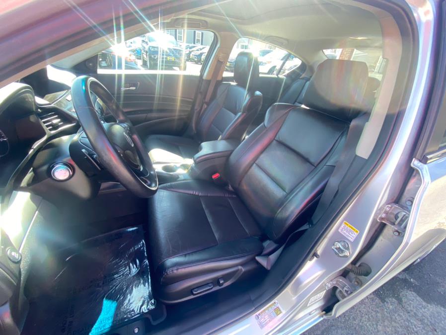 2013 Acura ILX 4dr Sdn 2.0L Premium Pkg, available for sale in Hartford, Connecticut | VEB Auto Sales. Hartford, Connecticut 2013 Acura ILX 4dr Sdn 2.0L Premium Pkg, available for sale in Hartford, Connecticut | VEB Auto Sales. Hartford, Connecticut