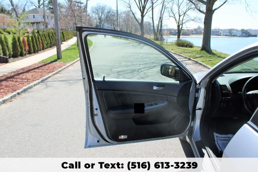 2004 Honda Accord EX, available for sale in Great Neck, New York | Great Neck Car Buyers & Sellers. Great Neck, New York 2004 Honda Accord EX, available for sale in Great Neck, New York | Great Neck Car Buyers & Sellers. Great Neck, New York