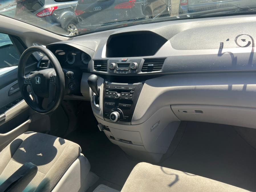 2013 Honda Odyssey 5dr LX, available for sale in Brooklyn, New York | Atlantic Used Car Sales. Brooklyn, New York 2013 Honda Odyssey 5dr LX, available for sale in Brooklyn, New York | Atlantic Used Car Sales. Brooklyn, New York
