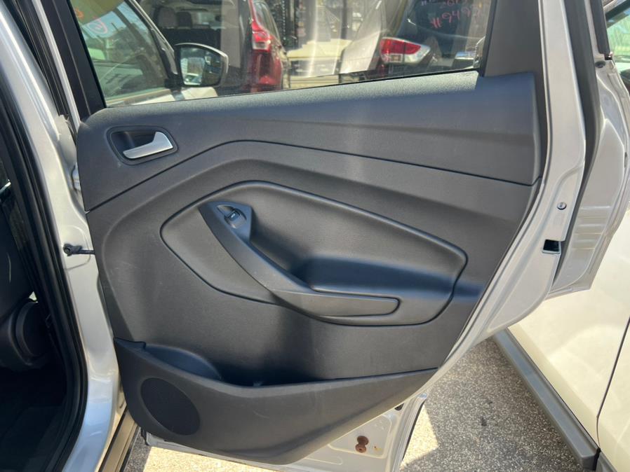 2013 Ford Escape 4WD 4dr SE, available for sale in Brooklyn, New York | Atlantic Used Car Sales. Brooklyn, New York 2013 Ford Escape 4WD 4dr SE, available for sale in Brooklyn, New York | Atlantic Used Car Sales. Brooklyn, New York