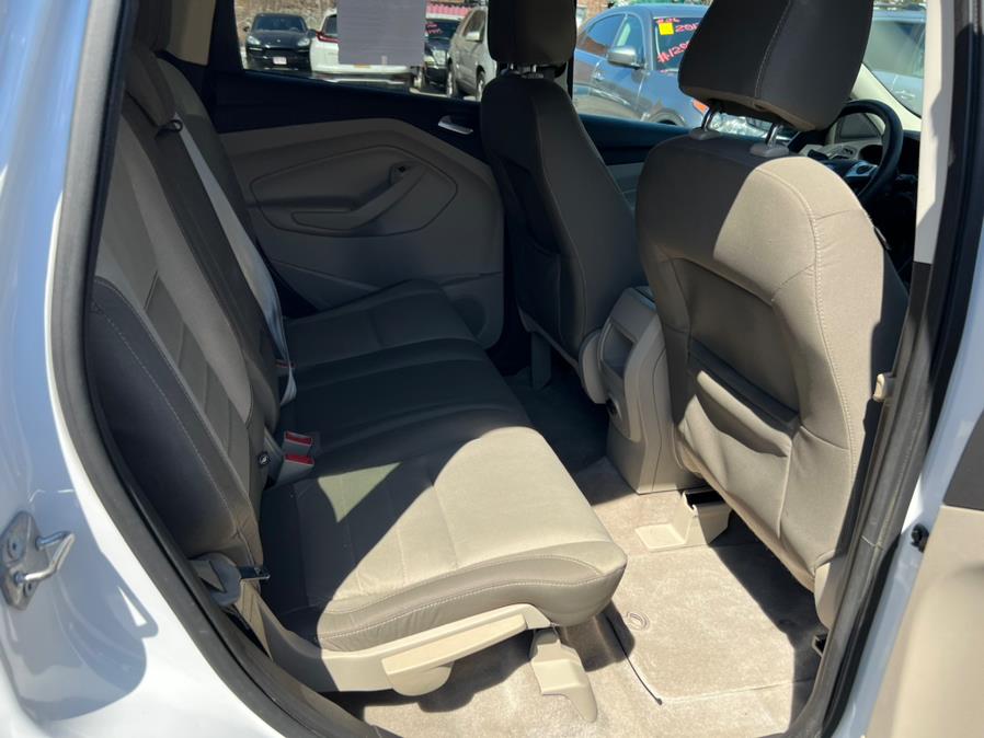 2014 Ford Escape 4WD 4dr SE, available for sale in Brooklyn, New York | Atlantic Used Car Sales. Brooklyn, New York 2014 Ford Escape 4WD 4dr SE, available for sale in Brooklyn, New York | Atlantic Used Car Sales. Brooklyn, New York