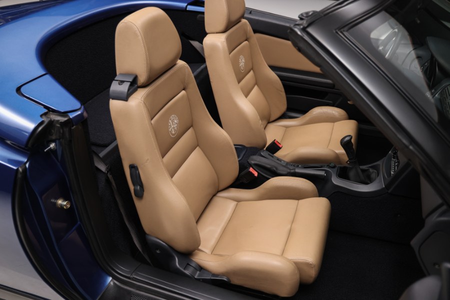 1996 Alfa Romeo Spider 16v, available for sale in North Salem, New York | Meccanic Shop North Inc. North Salem, New York 1996 Alfa Romeo Spider 16v, available for sale in North Salem, New York | Meccanic Shop North Inc. North Salem, New York