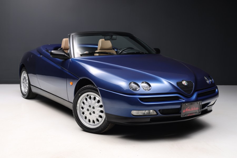 1996 Alfa Romeo Spider 16v, available for sale in North Salem, New York | Meccanic Shop North Inc. North Salem, New York 1996 Alfa Romeo Spider 16v, available for sale in North Salem, New York | Meccanic Shop North Inc. North Salem, New York