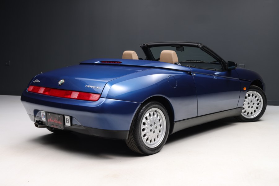 1996 Alfa Romeo Spider 16v, available for sale in North Salem, New York | Meccanic Shop North Inc. North Salem, New York 1996 Alfa Romeo Spider 16v, available for sale in North Salem, New York | Meccanic Shop North Inc. North Salem, New York