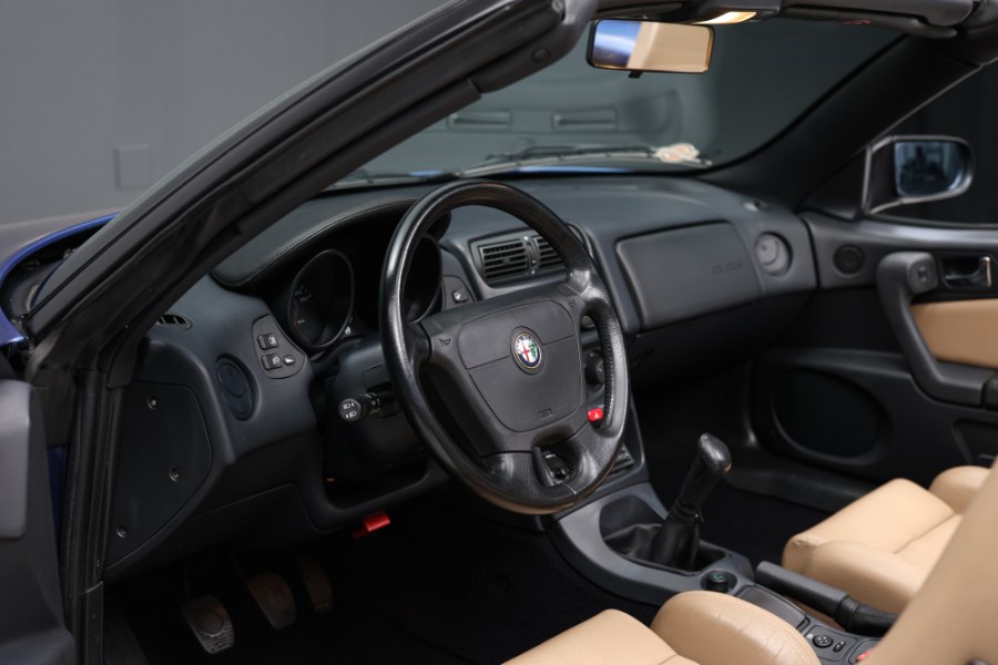 1996 Alfa Romeo Spider 16v, available for sale in North Salem, New York | Meccanic Shop North Inc. North Salem, New York 1996 Alfa Romeo Spider 16v, available for sale in North Salem, New York | Meccanic Shop North Inc. North Salem, New York