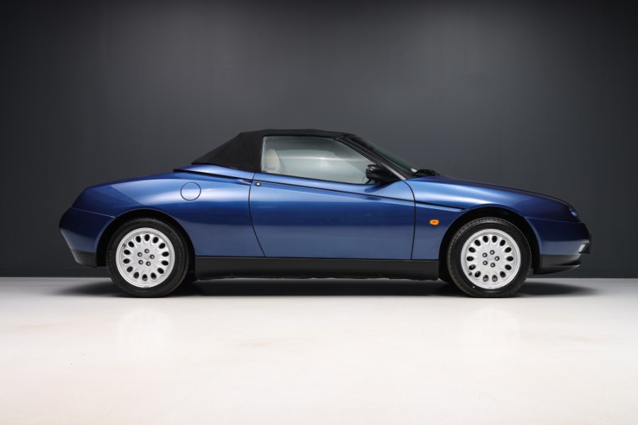 1996 Alfa Romeo Spider 16v, available for sale in North Salem, New York | Meccanic Shop North Inc. North Salem, New York 1996 Alfa Romeo Spider 16v, available for sale in North Salem, New York | Meccanic Shop North Inc. North Salem, New York