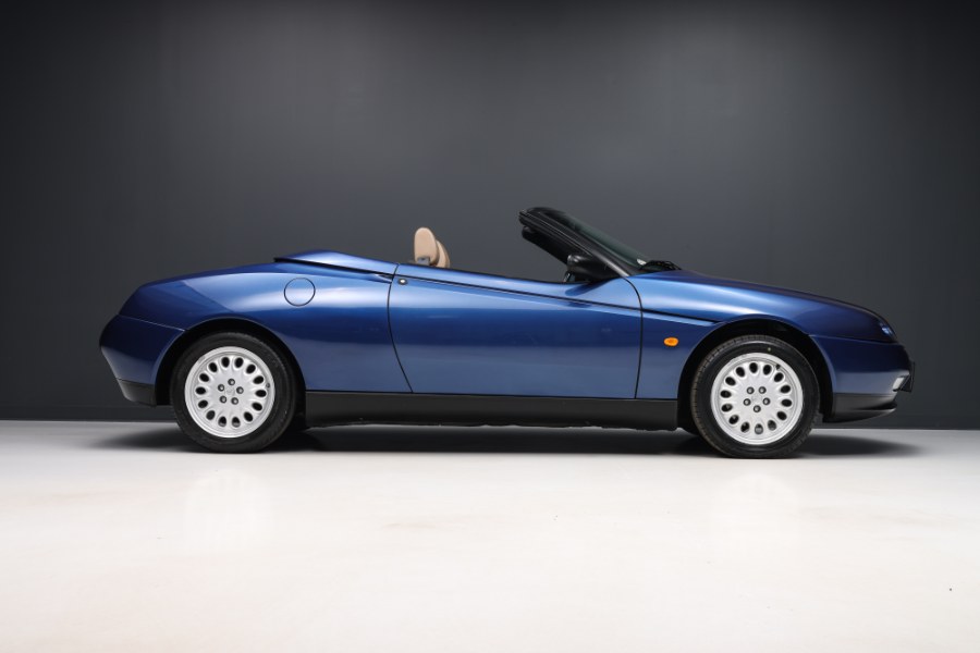 1996 Alfa Romeo Spider 16v, available for sale in North Salem, New York | Meccanic Shop North Inc. North Salem, New York 1996 Alfa Romeo Spider 16v, available for sale in North Salem, New York | Meccanic Shop North Inc. North Salem, New York