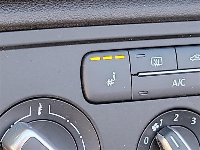 2016 Volkswagen Beetle 1.8T S, available for sale in Stratford, Connecticut | Wiz Leasing Inc. Stratford, Connecticut 2016 Volkswagen Beetle 1.8T S, available for sale in Stratford, Connecticut | Wiz Leasing Inc. Stratford, Connecticut