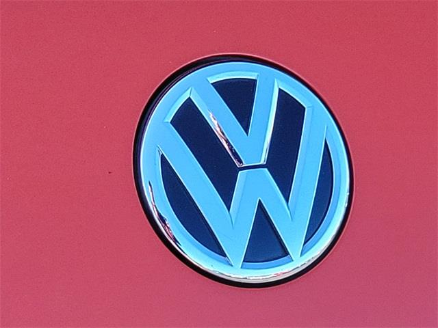 2016 Volkswagen Beetle 1.8T S, available for sale in Stratford, Connecticut | Wiz Leasing Inc. Stratford, Connecticut 2016 Volkswagen Beetle 1.8T S, available for sale in Stratford, Connecticut | Wiz Leasing Inc. Stratford, Connecticut