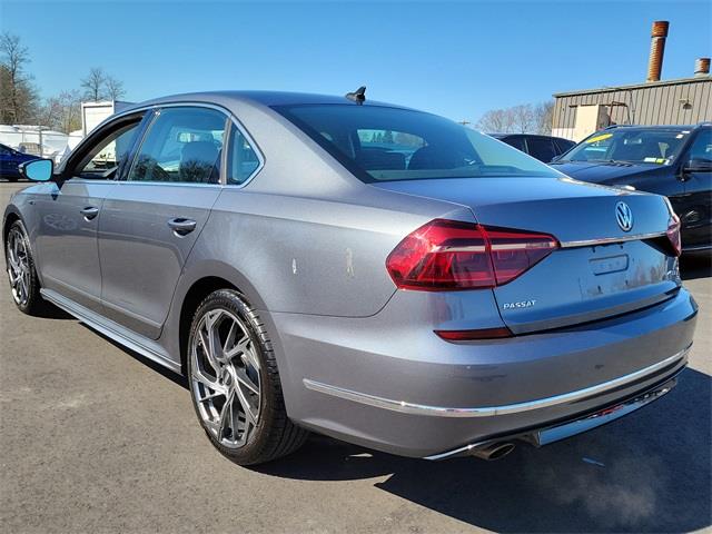 2017 Volkswagen Passat 1.8T R-Line, available for sale in Stratford, Connecticut | Wiz Leasing Inc. Stratford, Connecticut 2017 Volkswagen Passat 1.8T R-Line, available for sale in Stratford, Connecticut | Wiz Leasing Inc. Stratford, Connecticut