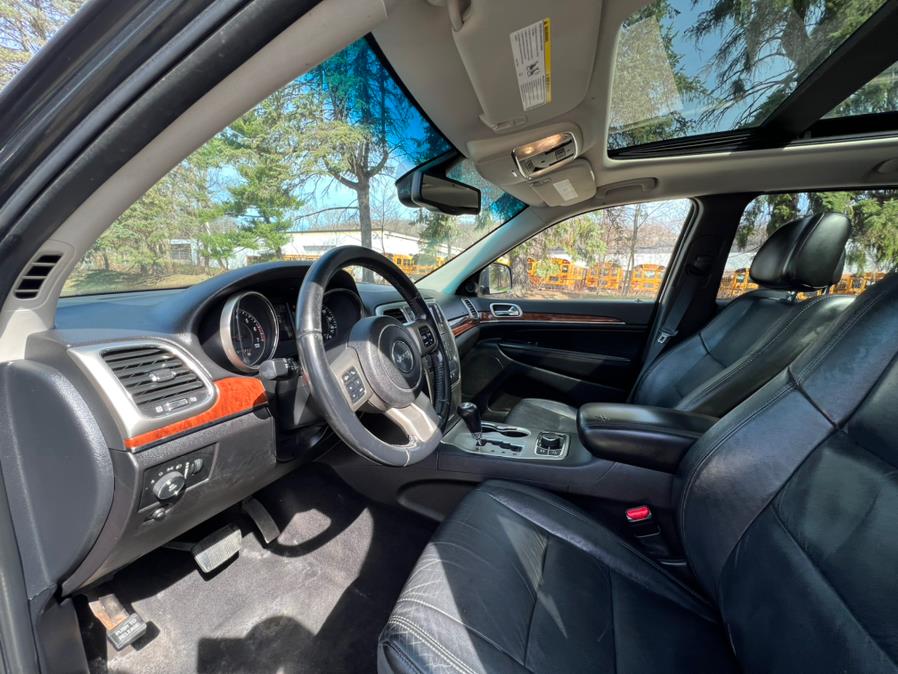 2011 Jeep Grand Cherokee 4WD 4dr Limited, available for sale in Waterbury, Connecticut | Platinum Auto Care. Waterbury, Connecticut 2011 Jeep Grand Cherokee 4WD 4dr Limited, available for sale in Waterbury, Connecticut | Platinum Auto Care. Waterbury, Connecticut
