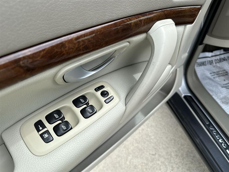 2006 Volvo S80 2.5L Turbo Auto, available for sale in Elida, Ohio | Josh's All Under Ten LLC. Elida, Ohio 2006 Volvo S80 2.5L Turbo Auto, available for sale in Elida, Ohio | Josh's All Under Ten LLC. Elida, Ohio