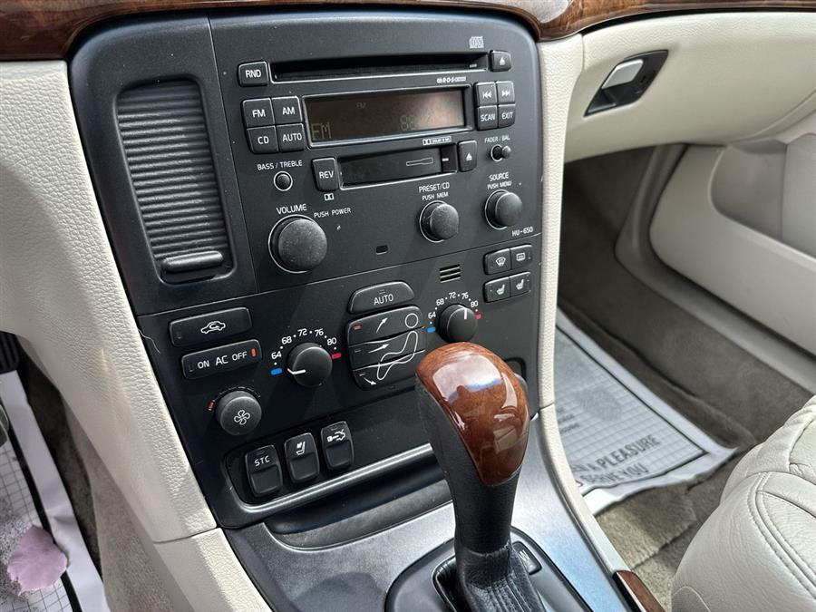 2006 Volvo S80 2.5L Turbo Auto, available for sale in Elida, Ohio | Josh's All Under Ten LLC. Elida, Ohio 2006 Volvo S80 2.5L Turbo Auto, available for sale in Elida, Ohio | Josh's All Under Ten LLC. Elida, Ohio