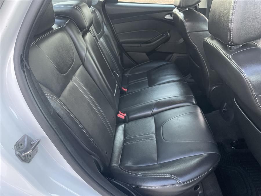 2013 Ford Focus 4dr Sdn SE, available for sale in Elida, Ohio | Josh's All Under Ten LLC. Elida, Ohio 2013 Ford Focus 4dr Sdn SE, available for sale in Elida, Ohio | Josh's All Under Ten LLC. Elida, Ohio