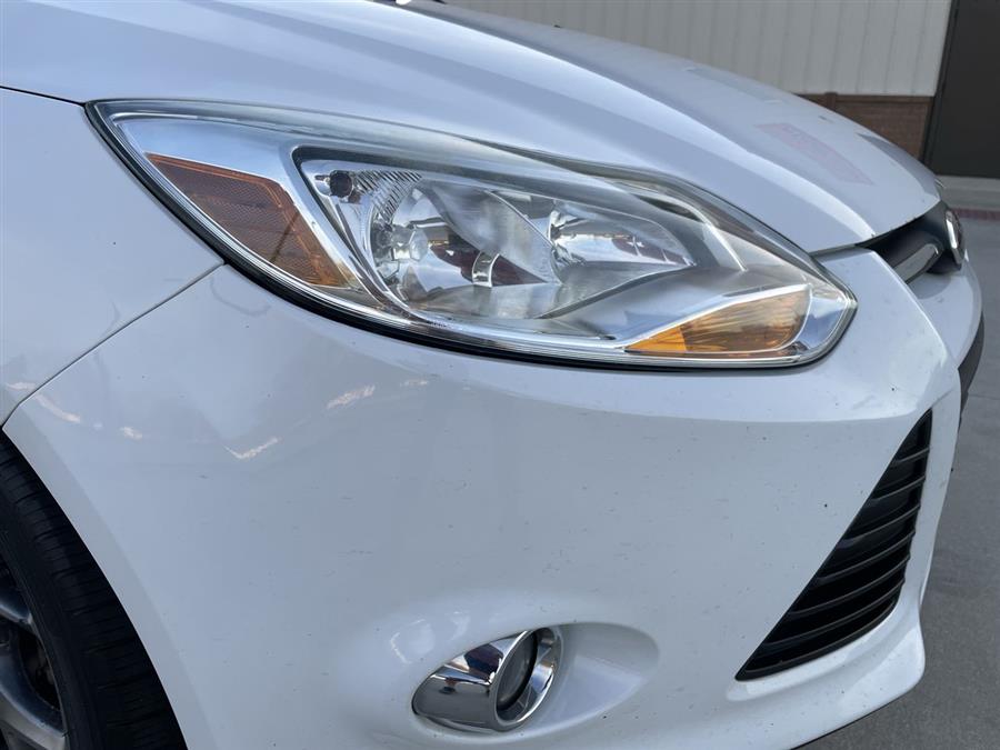2013 Ford Focus 4dr Sdn SE, available for sale in Elida, Ohio | Josh's All Under Ten LLC. Elida, Ohio 2013 Ford Focus 4dr Sdn SE, available for sale in Elida, Ohio | Josh's All Under Ten LLC. Elida, Ohio