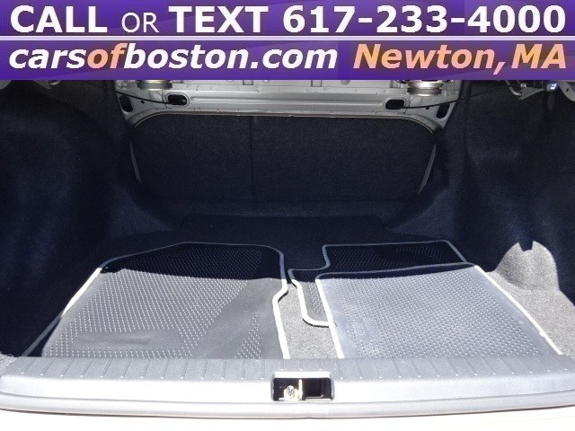 2006 Toyota Corolla LE, available for sale in Newton, Massachusetts | Motorcars of Boston. Newton, Massachusetts 2006 Toyota Corolla LE, available for sale in Newton, Massachusetts | Motorcars of Boston. Newton, Massachusetts