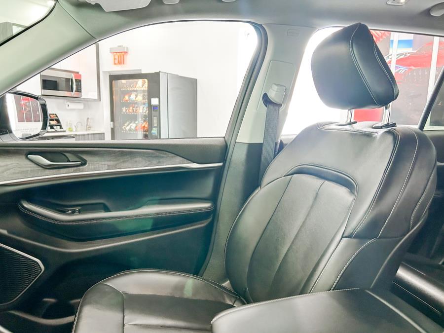 2021 Jeep Grand Cherokee L Limited 4x4, available for sale in Franklin Square, New York | Luxury Motor Club. Franklin Square, New York 2021 Jeep Grand Cherokee L Limited 4x4, available for sale in Franklin Square, New York | Luxury Motor Club. Franklin Square, New York