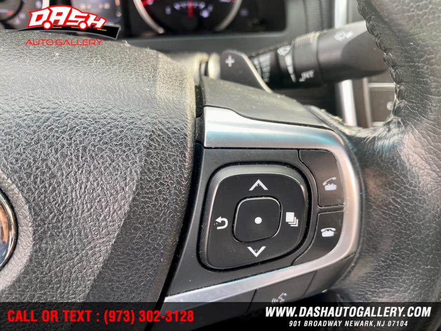 2015 Toyota Camry 4dr Sdn I4 Auto SE (Natl), available for sale in Newark, New Jersey | Dash Auto Gallery Inc.. Newark, New Jersey 2015 Toyota Camry 4dr Sdn I4 Auto SE (Natl), available for sale in Newark, New Jersey | Dash Auto Gallery Inc.. Newark, New Jersey