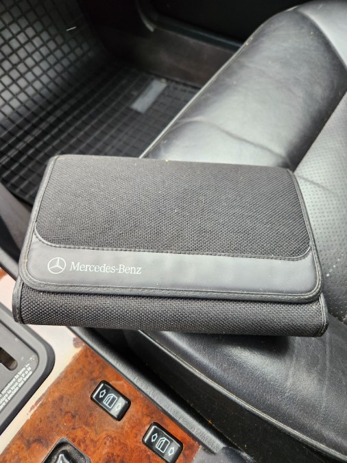 1995 Mercedes-Benz E-Class 4dr Sedan 200E 2.0, available for sale in Bristol, Connecticut | Dealmax Motors LLC. Bristol, Connecticut 1995 Mercedes-Benz E-Class 4dr Sedan 200E 2.0, available for sale in Bristol, Connecticut | Dealmax Motors LLC. Bristol, Connecticut