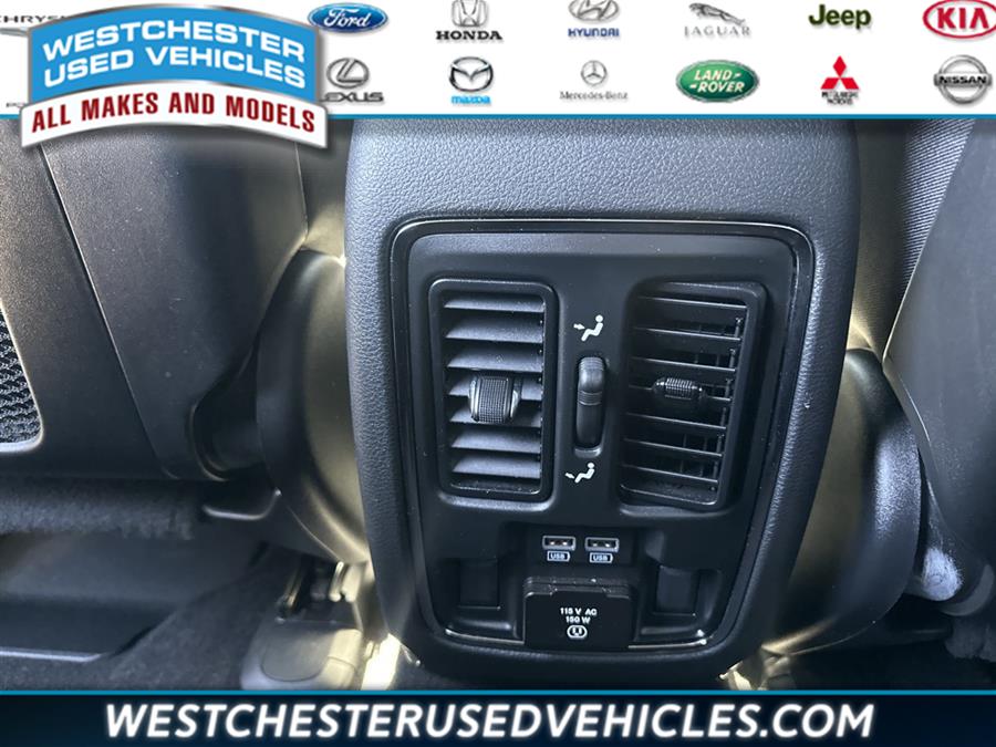 2020 Jeep Grand Cherokee Limited, available for sale in White Plains, New York | Westchester Used Vehicles. White Plains, New York 2020 Jeep Grand Cherokee Limited, available for sale in White Plains, New York | Westchester Used Vehicles. White Plains, New York