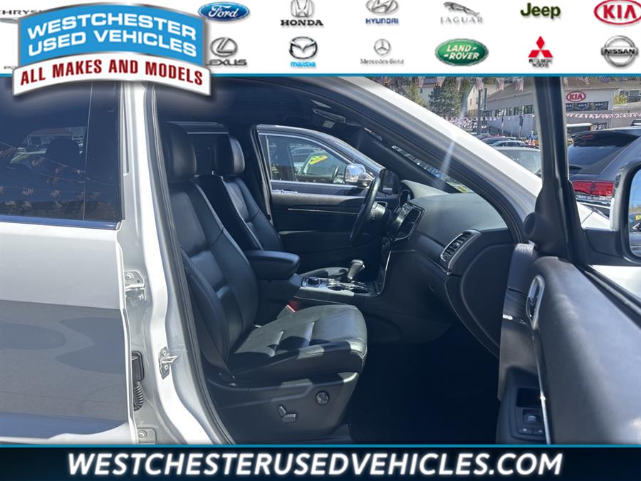 2020 Jeep Grand Cherokee Limited, available for sale in White Plains, New York | Westchester Used Vehicles. White Plains, New York 2020 Jeep Grand Cherokee Limited, available for sale in White Plains, New York | Westchester Used Vehicles. White Plains, New York