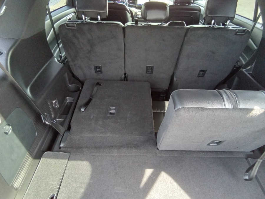 2020 Ford Explorer XLT 4WD, available for sale in Irvington, New Jersey | NJ Used Cars Center. Irvington, New Jersey 2020 Ford Explorer XLT 4WD, available for sale in Irvington, New Jersey | NJ Used Cars Center. Irvington, New Jersey