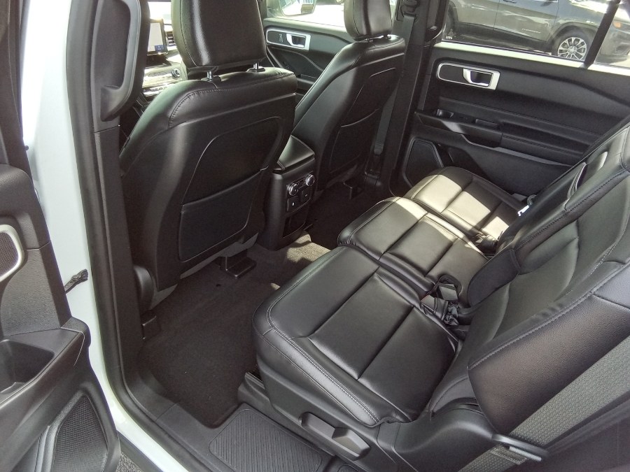 2020 Ford Explorer XLT 4WD, available for sale in Irvington, New Jersey | NJ Used Cars Center. Irvington, New Jersey 2020 Ford Explorer XLT 4WD, available for sale in Irvington, New Jersey | NJ Used Cars Center. Irvington, New Jersey
