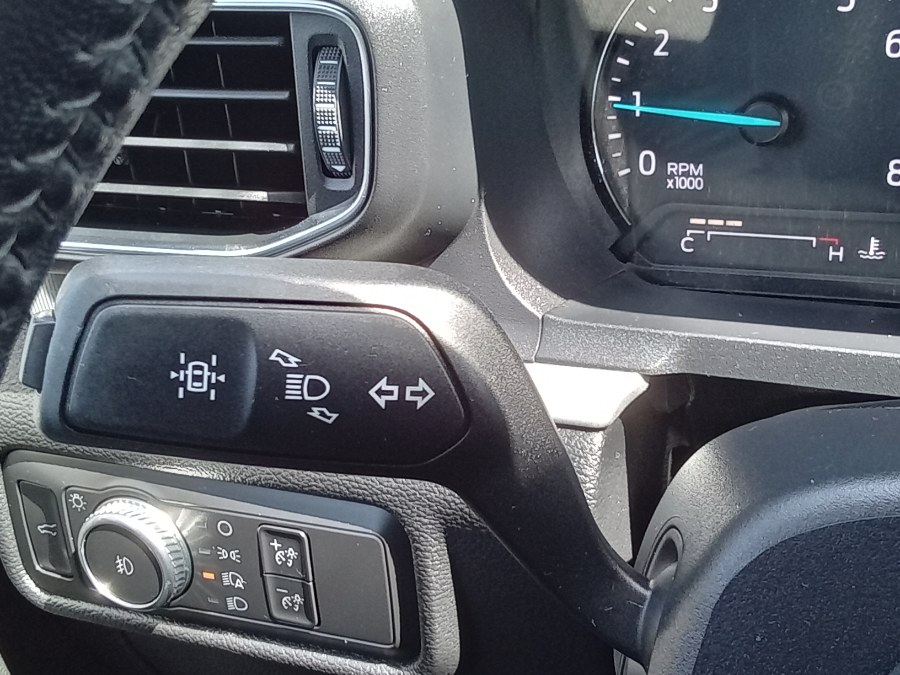 2020 Ford Explorer XLT 4WD, available for sale in Irvington, New Jersey | NJ Used Cars Center. Irvington, New Jersey 2020 Ford Explorer XLT 4WD, available for sale in Irvington, New Jersey | NJ Used Cars Center. Irvington, New Jersey