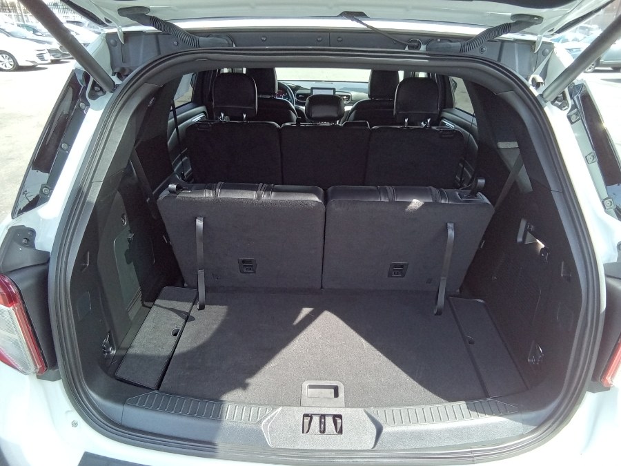 2020 Ford Explorer XLT 4WD, available for sale in Irvington, New Jersey | NJ Used Cars Center. Irvington, New Jersey 2020 Ford Explorer XLT 4WD, available for sale in Irvington, New Jersey | NJ Used Cars Center. Irvington, New Jersey