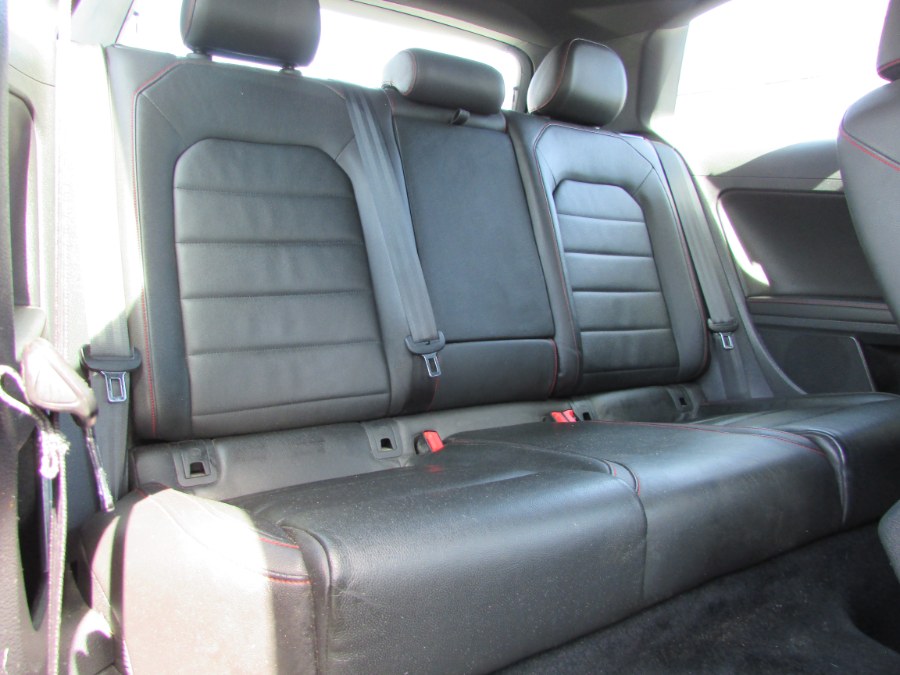2015 Volkswagen Golf GTI 2dr HB Man SE, available for sale in East Windsor, Connecticut | United Auto Sales of E Windsor, Inc. East Windsor, Connecticut 2015 Volkswagen Golf GTI 2dr HB Man SE, available for sale in East Windsor, Connecticut | United Auto Sales of E Windsor, Inc. East Windsor, Connecticut