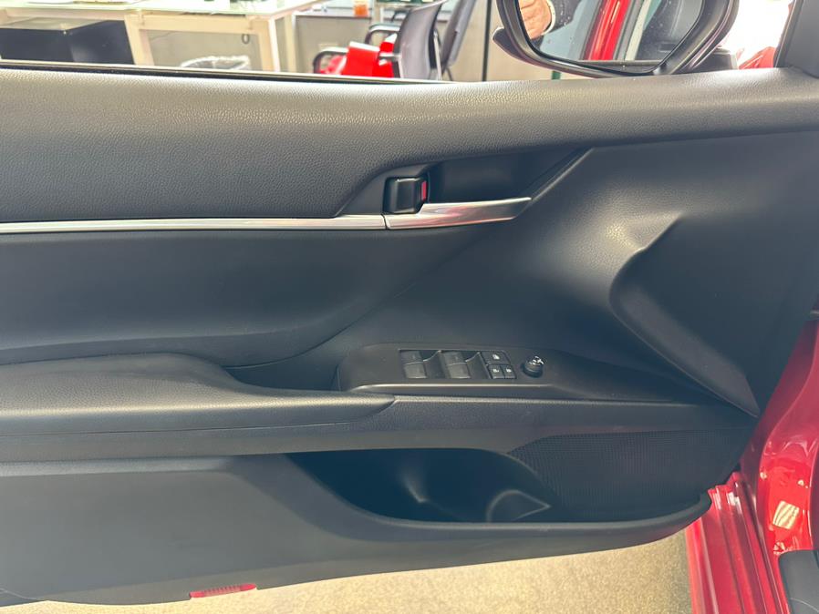 2021 Toyota Camry SE Auto (Natl), available for sale in Inwood, New York | 5 Towns Drive. Inwood, New York 2021 Toyota Camry SE Auto (Natl), available for sale in Inwood, New York | 5 Towns Drive. Inwood, New York