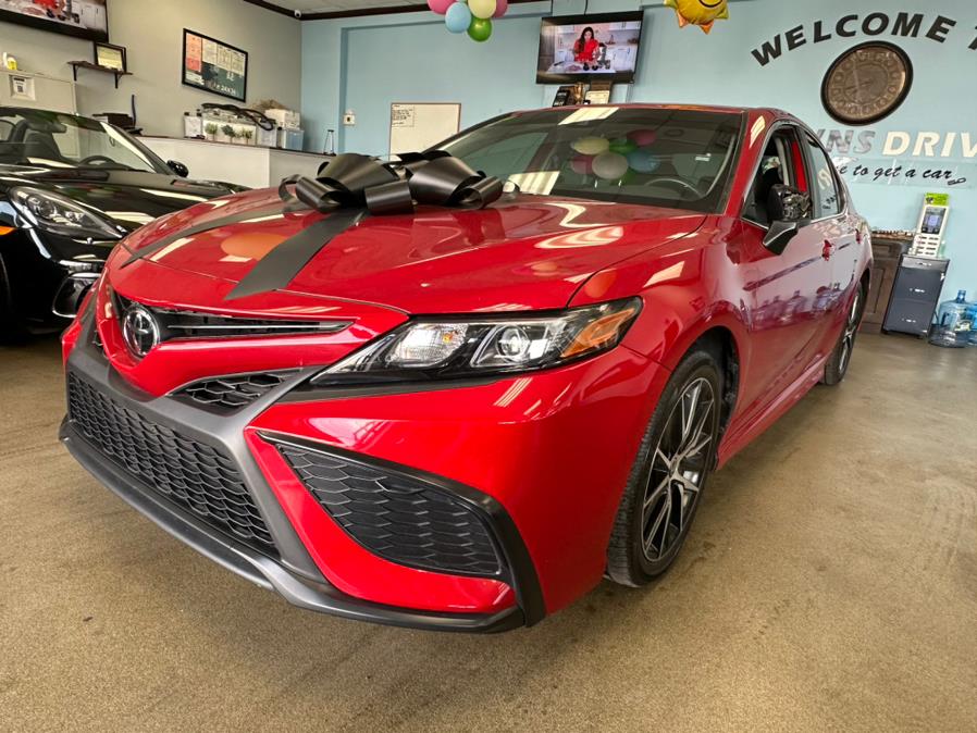 2021 Toyota Camry SE Auto (Natl), available for sale in Inwood, New York | 5 Towns Drive. Inwood, New York 2021 Toyota Camry SE Auto (Natl), available for sale in Inwood, New York | 5 Towns Drive. Inwood, New York