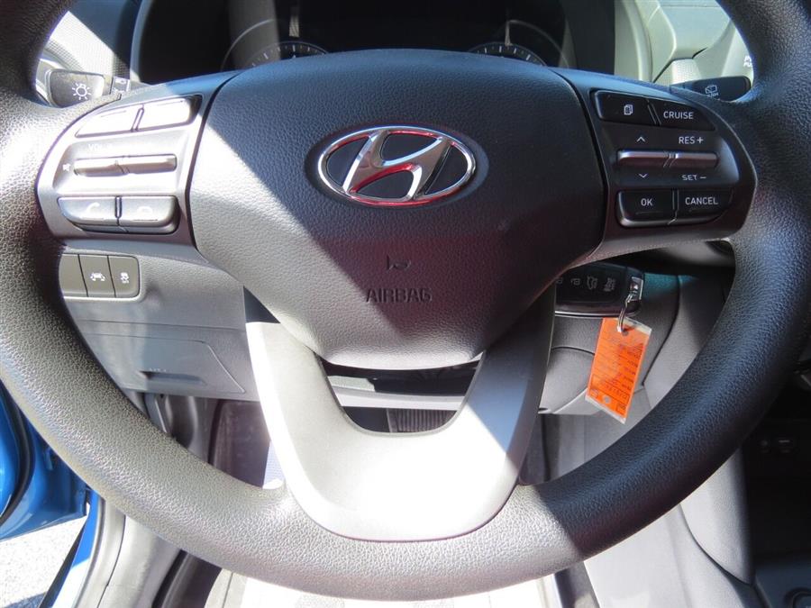 2019 Hyundai Kona SE AWD 4dr Crossover, available for sale in Auburn, Maine | Lake City Exports Inc. Auburn, Maine 2019 Hyundai Kona SE AWD 4dr Crossover, available for sale in Auburn, Maine | Lake City Exports Inc. Auburn, Maine
