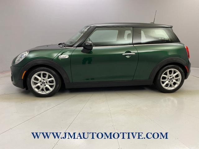 2015 Mini Cooper Hardtop 2dr HB S, available for sale in Naugatuck, Connecticut | J&M Automotive Sls&Svc LLC. Naugatuck, Connecticut 2015 Mini Cooper Hardtop 2dr HB S, available for sale in Naugatuck, Connecticut | J&M Automotive Sls&Svc LLC. Naugatuck, Connecticut