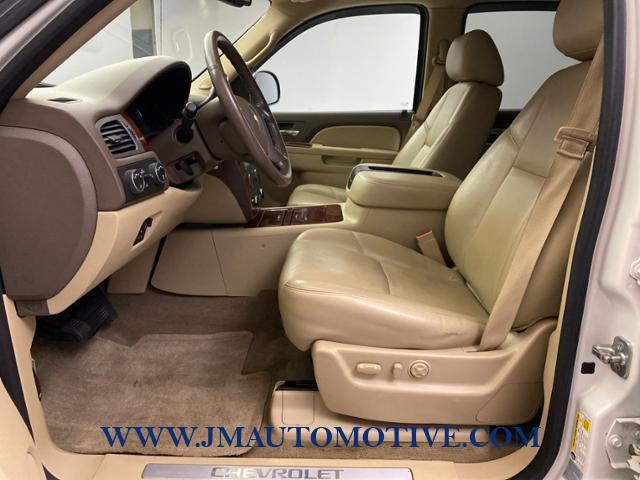2013 Chevrolet Avalanche 4WD Crew Cab LTZ, available for sale in Naugatuck, Connecticut | J&M Automotive Sls&Svc LLC. Naugatuck, Connecticut 2013 Chevrolet Avalanche 4WD Crew Cab LTZ, available for sale in Naugatuck, Connecticut | J&M Automotive Sls&Svc LLC. Naugatuck, Connecticut