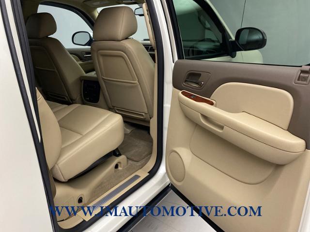 2013 Chevrolet Avalanche 4WD Crew Cab LTZ, available for sale in Naugatuck, Connecticut | J&M Automotive Sls&Svc LLC. Naugatuck, Connecticut 2013 Chevrolet Avalanche 4WD Crew Cab LTZ, available for sale in Naugatuck, Connecticut | J&M Automotive Sls&Svc LLC. Naugatuck, Connecticut